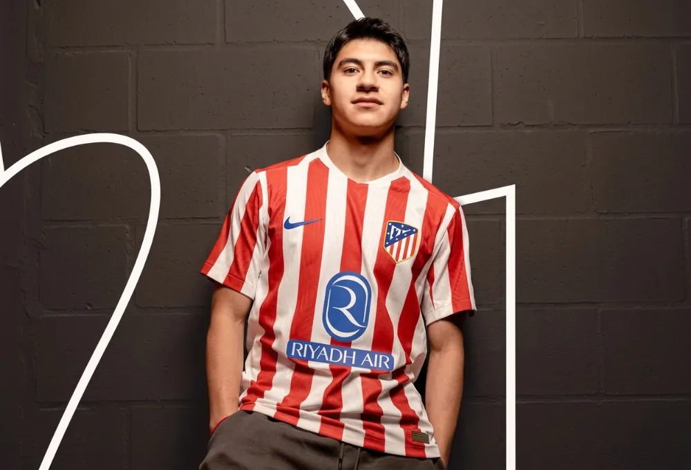 Conoce a los 7 futbolistas mexicanos que jugarán en la Champions League, Europa League y Conference League 2026-27. Descubre sus equipos y rivales.