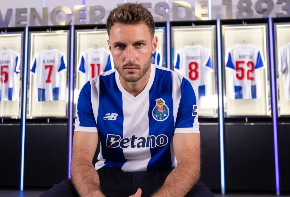 Conoce a los 7 futbolistas mexicanos que jugarán en la Champions League, Europa League y Conference League 2026-27. Descubre sus equipos y rivales.