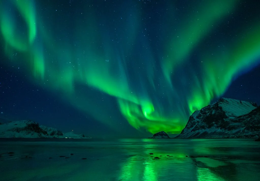 Días más cortos, paisajes que cambian de color y noches que poco a poco le ganan terreno al Sol. Detrás de esta temporada ocurren fenómenos naturales y astronómicos mucho más interesantes de lo que parece. ¿Ya lo sabías?