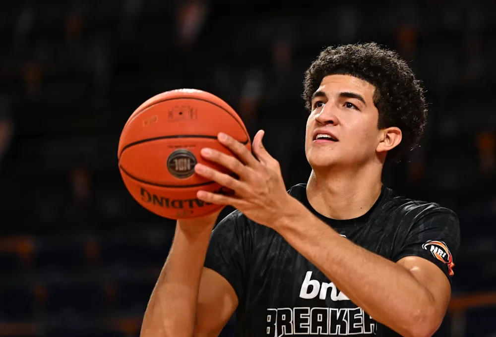 Conoce todos los detalles del arranque de la pretemporada NBA 2026-2027, el rol estelar de Jaime Jaquez Jr. en Milwaukee y el debut de Karim López en Memphis.
