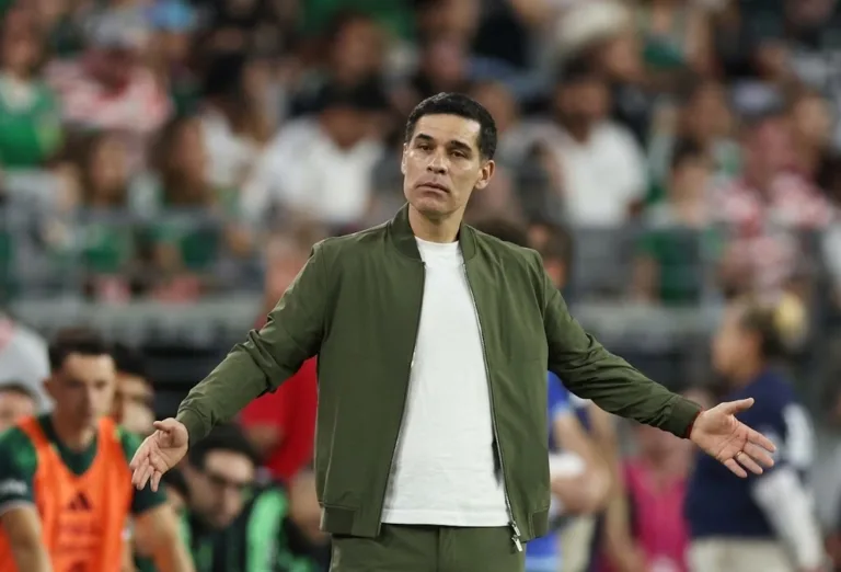 Analiza el arranque de Rafa Márquez como director técnico de la Selección Mexicana, sus primeros partidos, resultados y los retos rumbo al Mundial 2030.