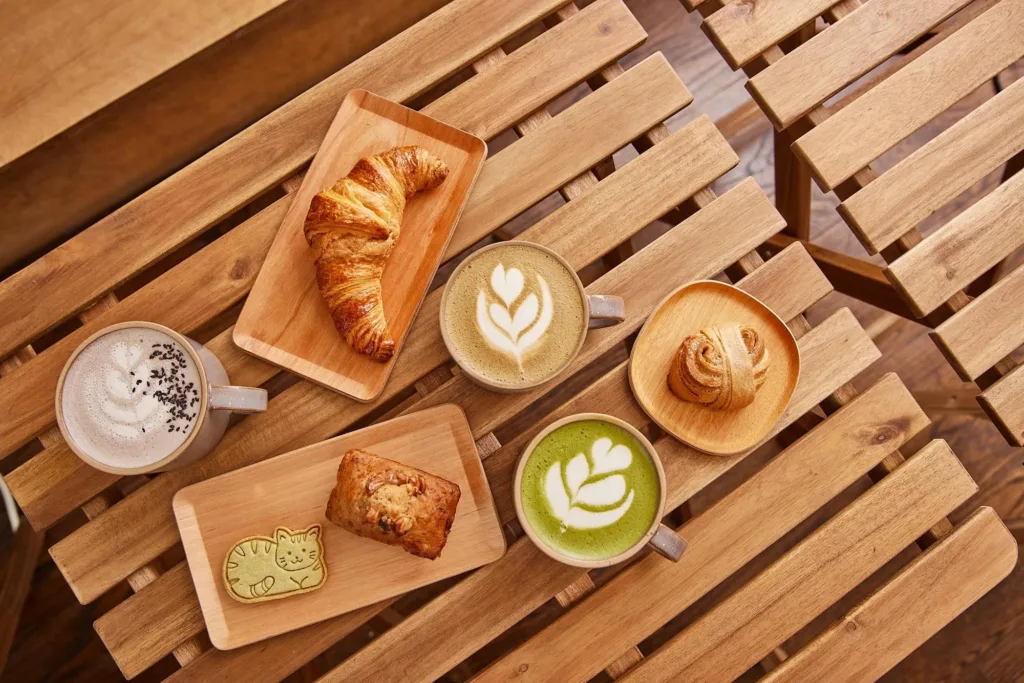 Disfruta el pan de muerto ilimitado por hora en CDMX. Conoce las seis sucursales dónde puedes aplicar esta promoción, qué incluye la promoción y sus horarios. ¿Te vas a lanzar?