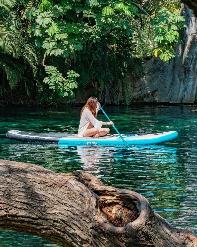 ¿Un chapuzón entre montañas, una gruta escondida o un río de aguas cristalinas? Estos destinos son una excelente excusa para dejar la rutina y disfrutar de la naturaleza sin viajar hasta la playa. ¿Cuál será tu próximo destino?