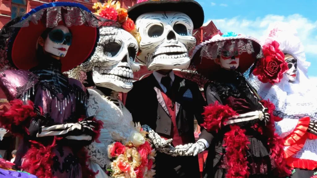 Descubre dónde celebrar el Día de Muertos 2026 en México, sus tradiciones, festivales y destinos para vivir una experiencia inolvidable. ¿A cuál te gustaría ir?