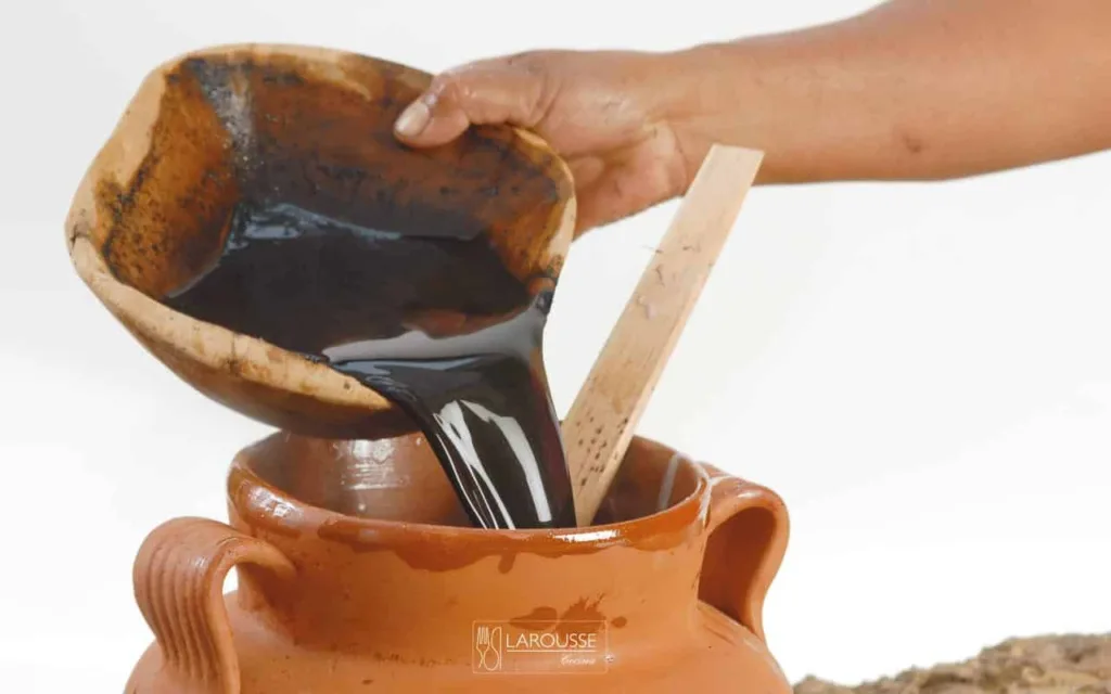 Una taza humeante puede contar mucho más que una receta. Descubre cinco sabores tradicionales que merecen acompañarte cuando comienza a refrescar y las temperaturas bajen de forma considerable. Y a ti ¿cuál de estás te gusta más?