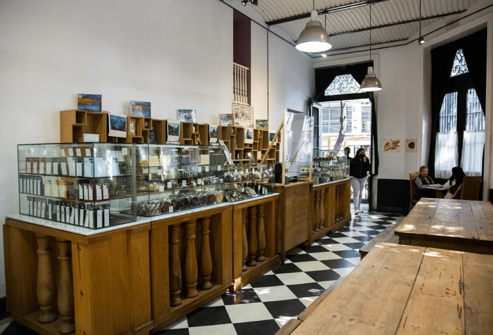Museo del Chocolate (MUCHO). ¿Cuál es el mejor chocolate caliente para acompañar el pan de muerto en la CDMX?