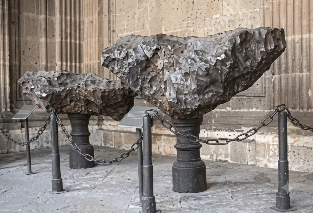 La Exposición de Meteoritos, en el Palacio de Minería.